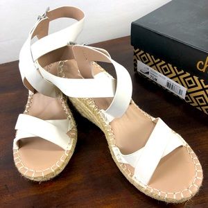 ✨EUC✨ white espadrille wedge sandal
